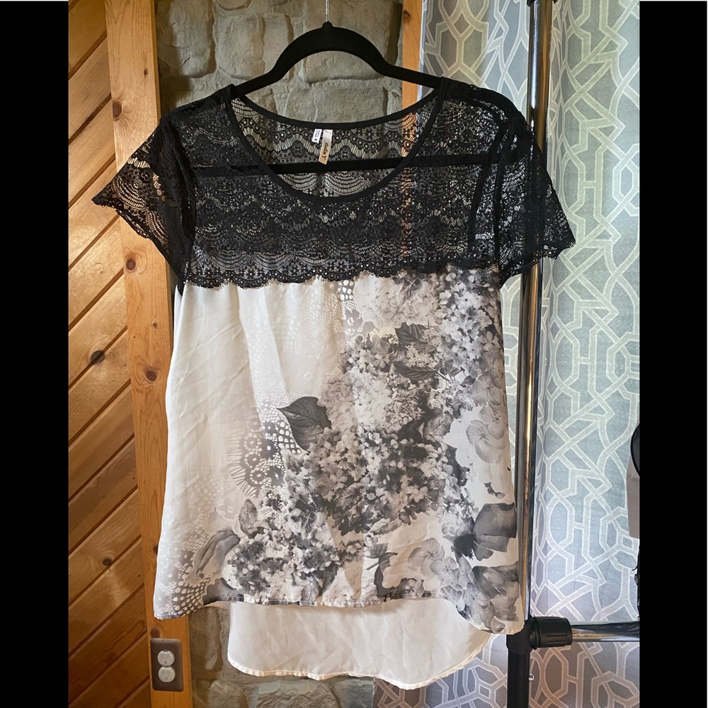 Casual or dressy floral top